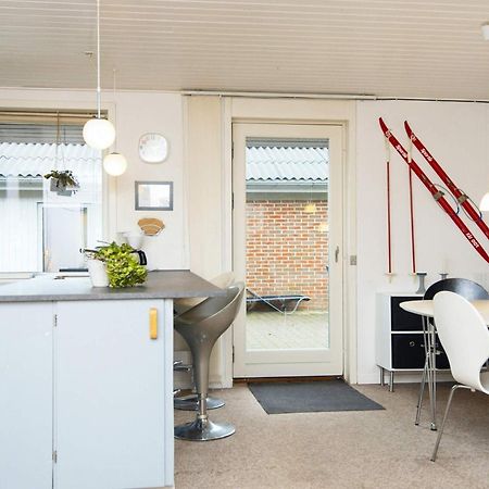 6 Person Holiday Home In Hemmet Extérieur photo